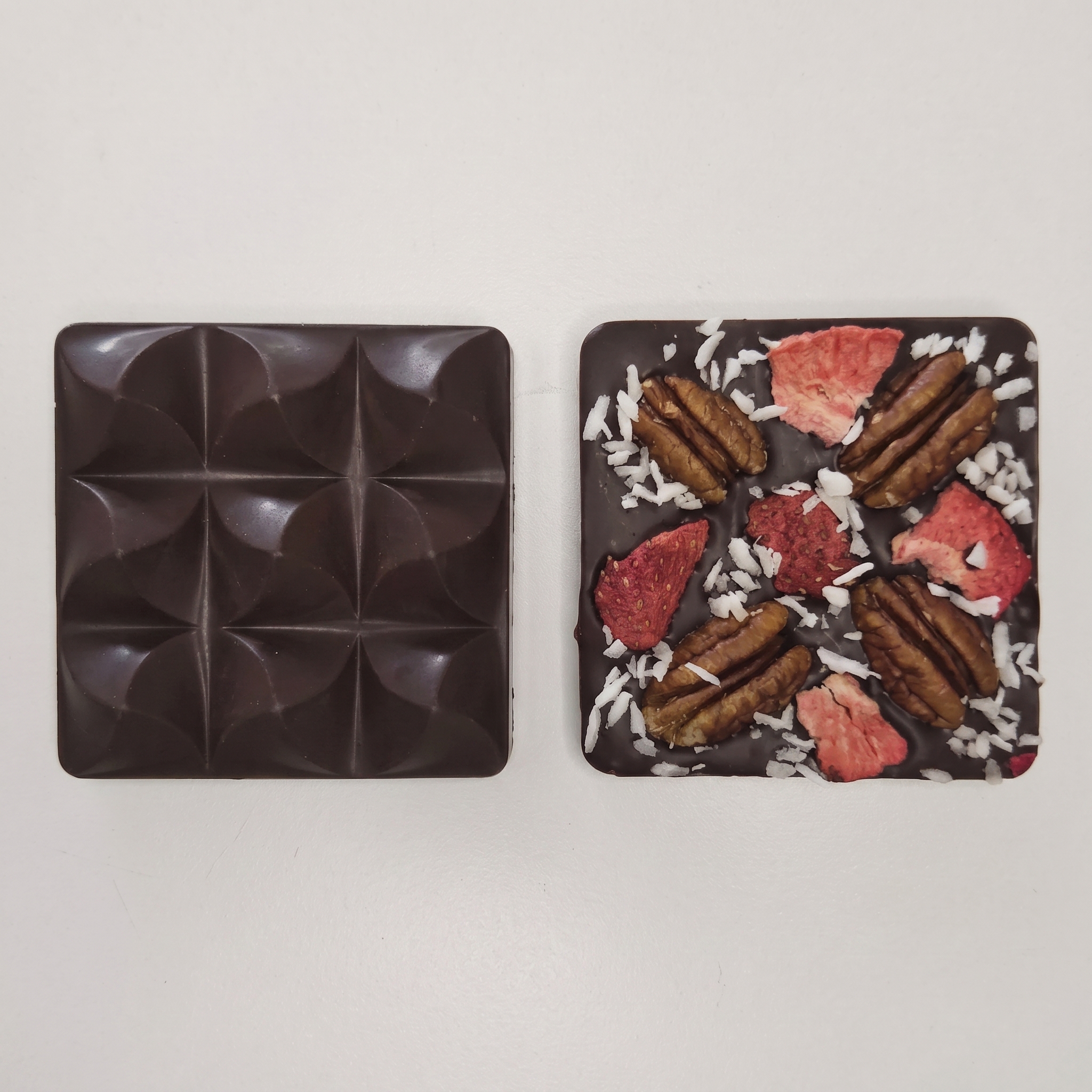 Dark - Pecan & Strawberry